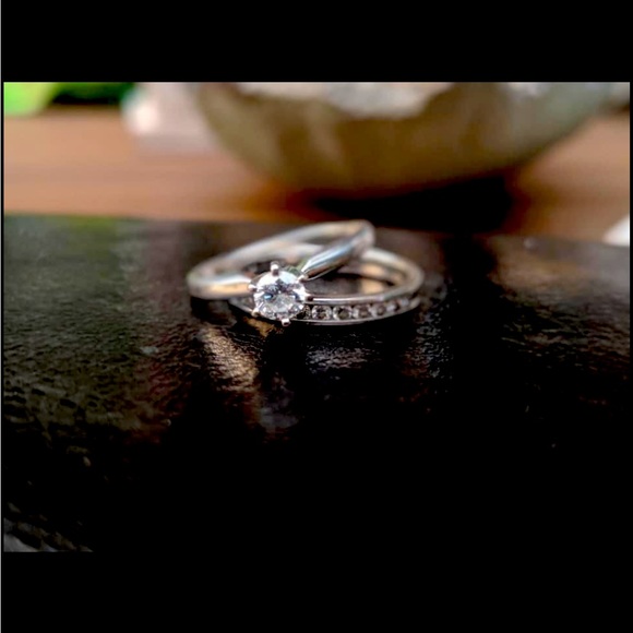 Diamond Bridal Set - Picture 2 of 4